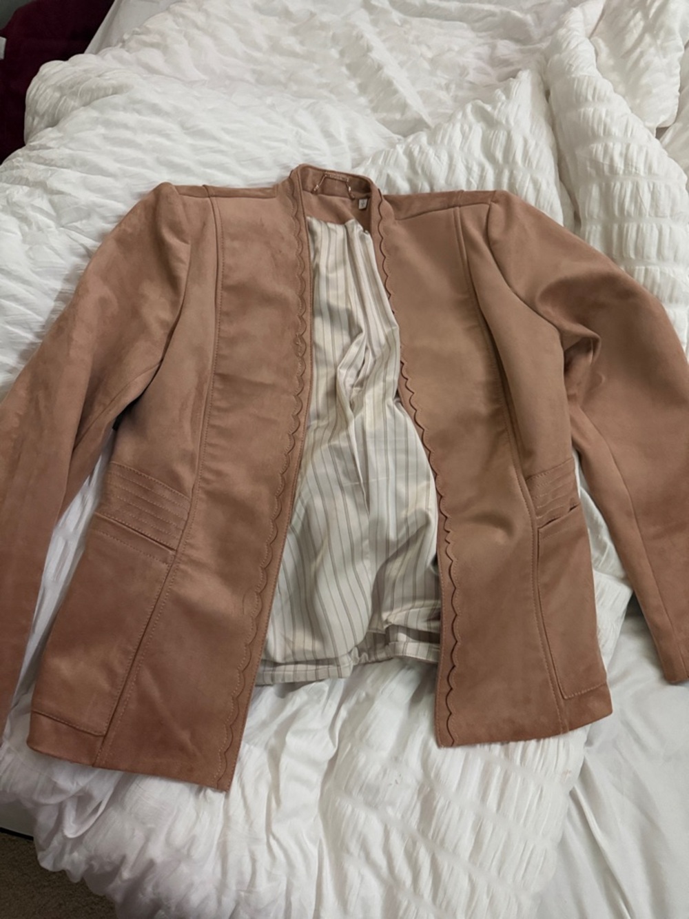 Chico's Scalloped Open-Front Jacket in Dusty Taupe